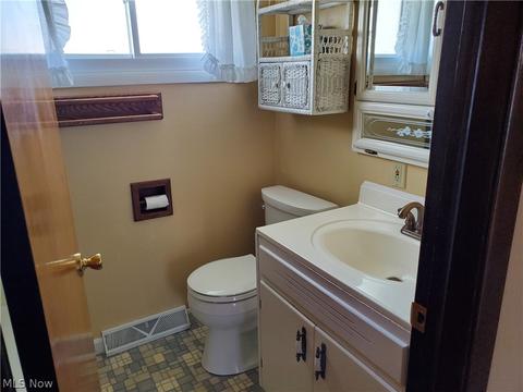 165 Campagna St, Elyria, OH 44035 photo 22