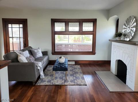36000 Aurora Rd, Solon, OH 44139 photo 3
