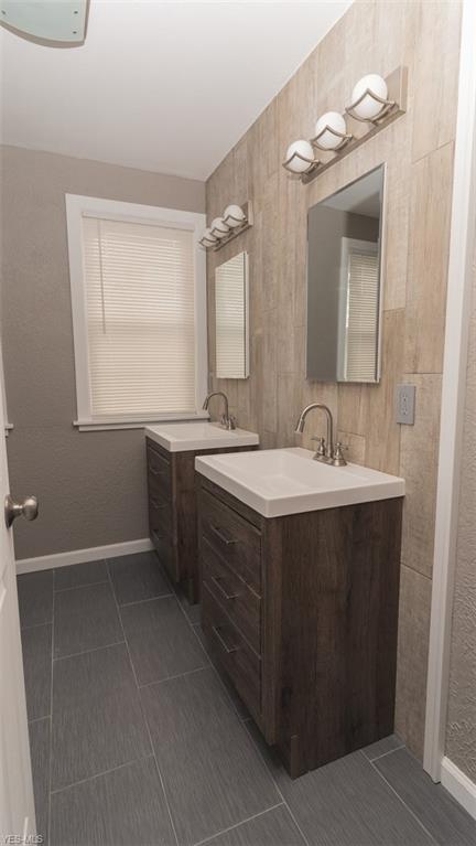 121 Longfellow St, Elyria, OH 44035 photo 9