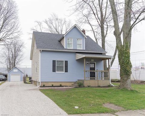 121 Longfellow St, Elyria, OH 44035 photo 1