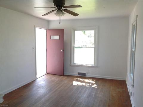 265 E Vermont Ave, Sebring, OH 44672 photo 14