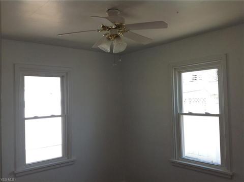 265 E Vermont Ave, Sebring, OH 44672 photo 22