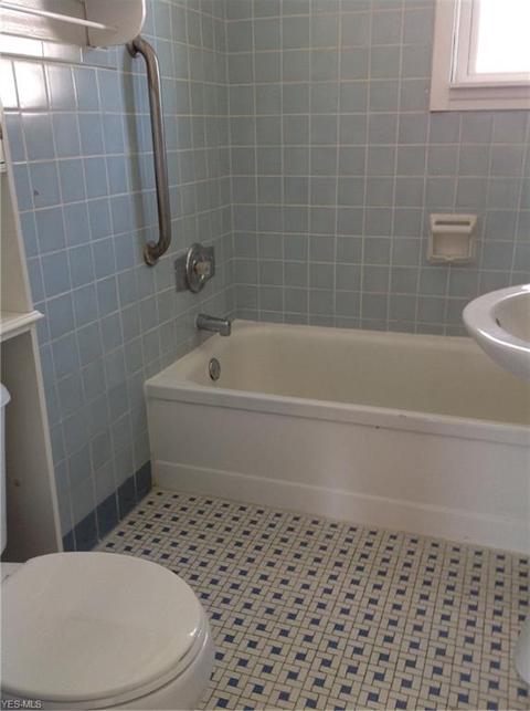 265 E Vermont Ave, Sebring, OH 44672 photo 25