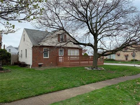 770 E 266th St, Euclid, OH 44132 photo 1