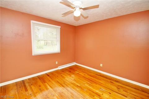 6410 Chesham Ave NE, Canton, OH 44721 photo 15