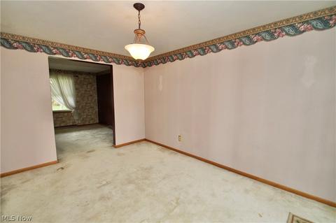 6410 Chesham Ave NE, Canton, OH 44721 photo 6