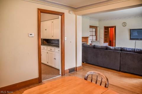 182 Poplar Ave NW, Canton, OH 44708 photo 9