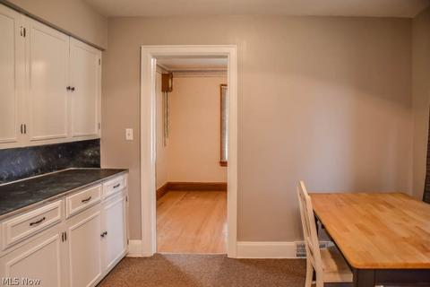 182 Poplar Ave NW, Canton, OH 44708 photo 7