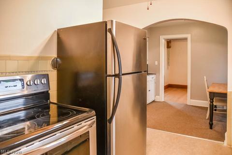 182 Poplar Ave NW, Canton, OH 44708 photo 5