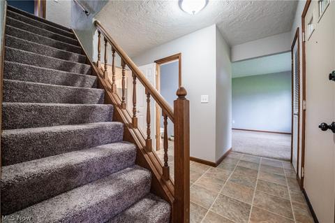 4252 Case Rd, Avon, OH 44011 photo 4