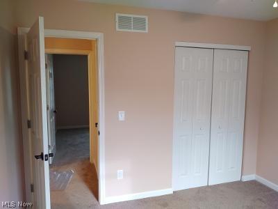 343 Warden Ave, Elyria, OH 44035 photo 18