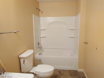 343 Warden Ave, Elyria, OH 44035 photo 6