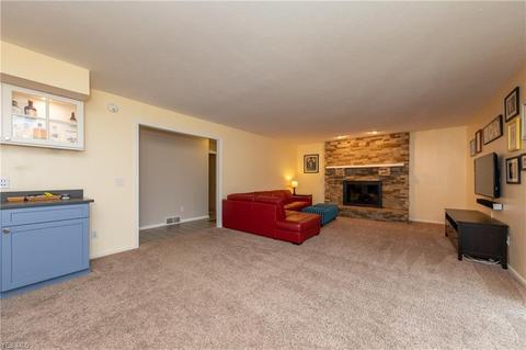 36092 Derby Downs Dr, Solon, OH 44139 photo 12
