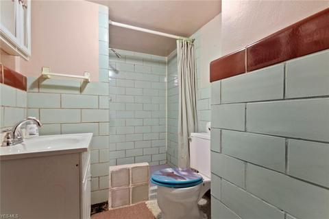 189 Center St, Struthers, OH 44471 photo 14