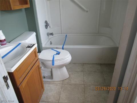 3983 E 53rd St, Newburgh Heights, OH 44105 photo 9