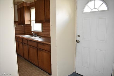 5518 N Ridge Rd E, Ashtabula, OH 44004 photo 23