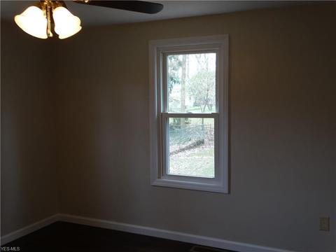 6411 Forest Dr, Ashtabula, OH 44004 photo 11