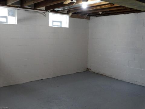6411 Forest Dr, Ashtabula, OH 44004 photo 21
