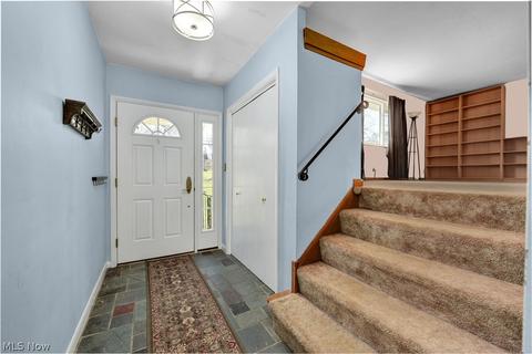 6819 Brookside Rd, Independence, OH 44131 photo 2