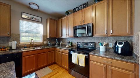 6499 Pine Bluff Ave NE, Canton, OH 44721 photo 14