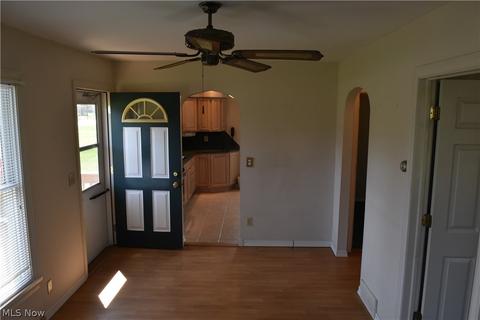 11046 Middle Ave, Elyria, OH 44035 photo 11