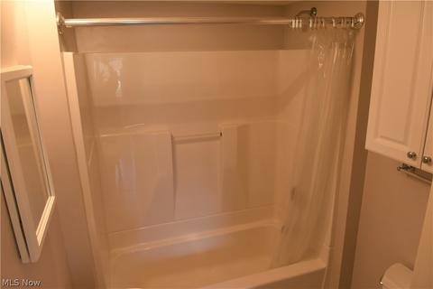 11046 Middle Ave, Elyria, OH 44035 photo 13