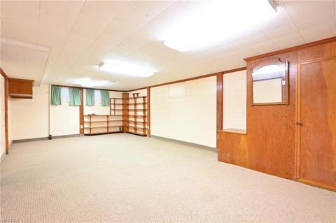 6210 Ridgewood Ave, Parma, OH 44129 photo 25