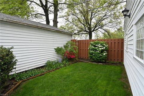 6210 Ridgewood Ave, Parma, OH 44129 photo 29