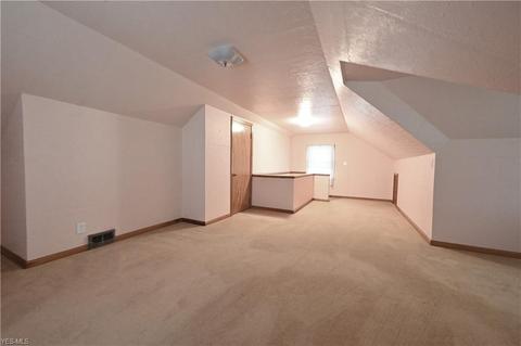 6210 Ridgewood Ave, Parma, OH 44129 photo 21
