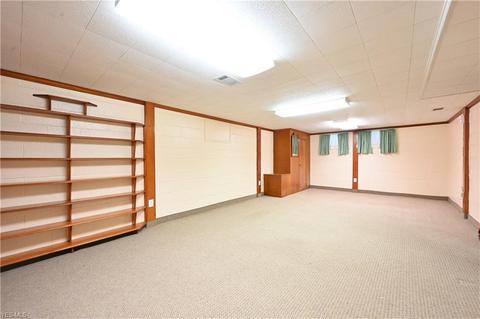 6210 Ridgewood Ave, Parma, OH 44129 photo 26