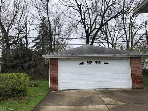 5552 E 141st St, Maple Heights, OH 44137 photo 14