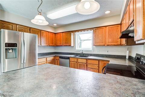 1842 Abbe Rd S, Elyria, OH 44035 photo 4