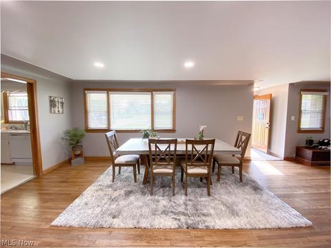 7404 E Parkside Dr, Boardman, OH 44512 photo 3