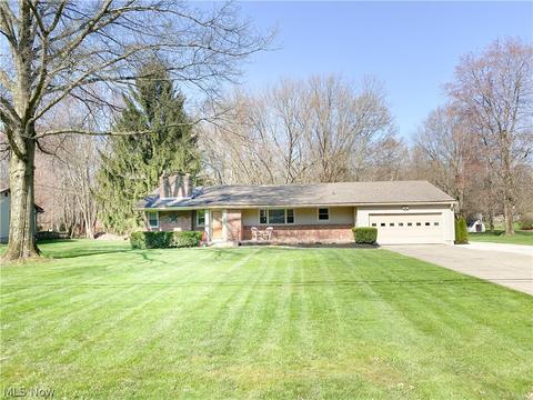 7404 E Parkside Dr, Boardman, OH 44512 photo 2