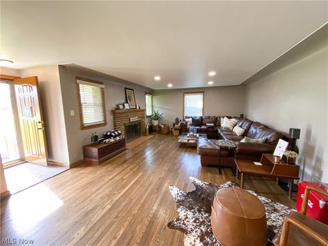 7404 E Parkside Dr, Boardman, OH 44512 photo 5