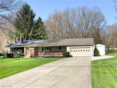 7404 E Parkside Dr, Boardman, OH 44512 photo 1