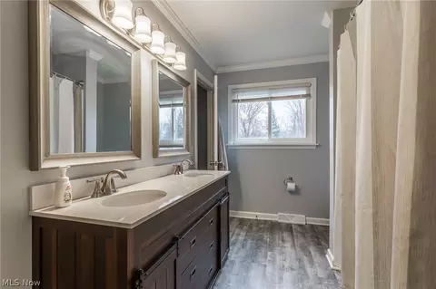 6161 Brambleside Ln, Mentor, OH 44060 photo 19