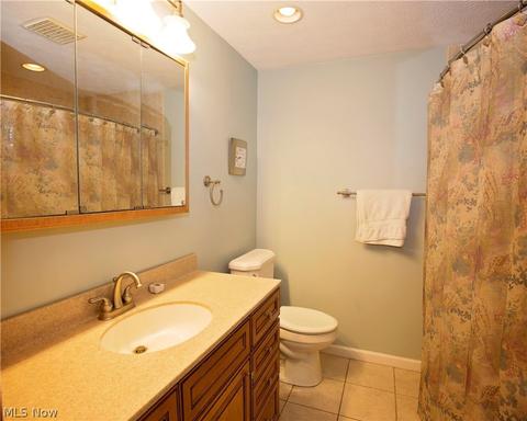 9939 E River Rd, Elyria, OH 44035 photo 25