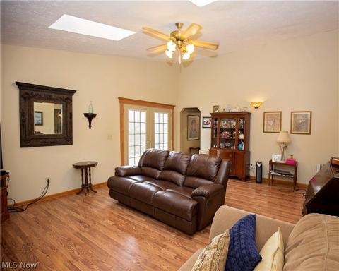 9939 E River Rd, Elyria, OH 44035 photo 17