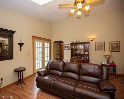 9939 E River Rd, Elyria, OH 44035 photo 19