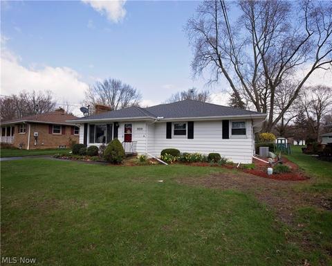9939 E River Rd, Elyria, OH 44035 photo 2