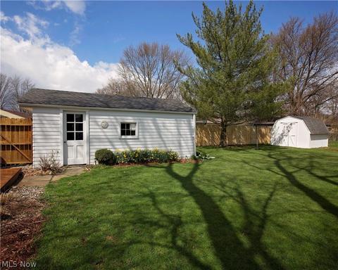 9939 E River Rd, Elyria, OH 44035 photo 6