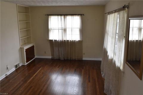 162 Bell Ave, Elyria, OH 44035 photo 14