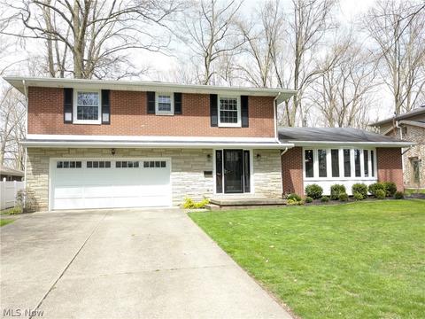 854 Stuart Ave, Boardman, OH 44512 photo 1