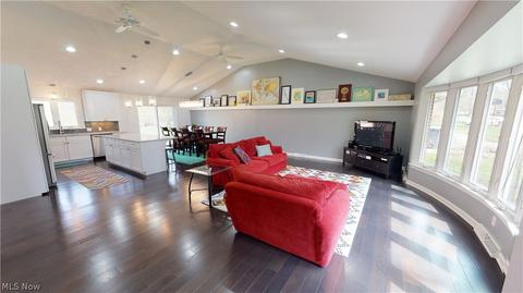 854 Stuart Ave, Boardman, OH 44512 photo 4