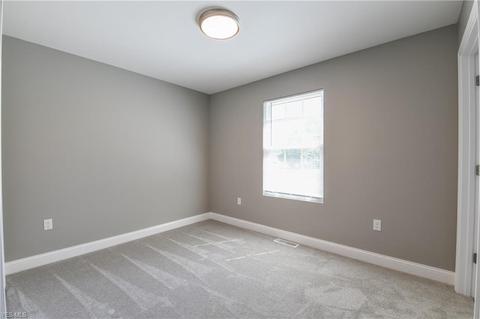 1836 Robindale St, Wickliffe, OH 44092 photo 25
