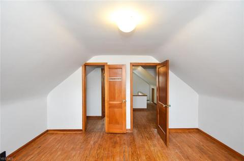 56 E Dartmore Ave, Akron, OH 44301 photo 25