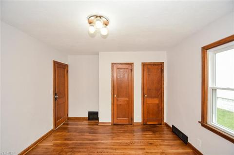 56 E Dartmore Ave, Akron, OH 44301 photo 26