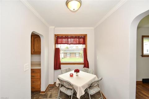 56 E Dartmore Ave, Akron, OH 44301 photo 10