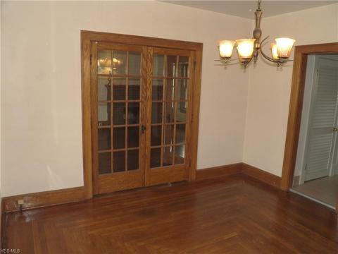 314 Sexton St, Struthers, OH 44471 photo 3